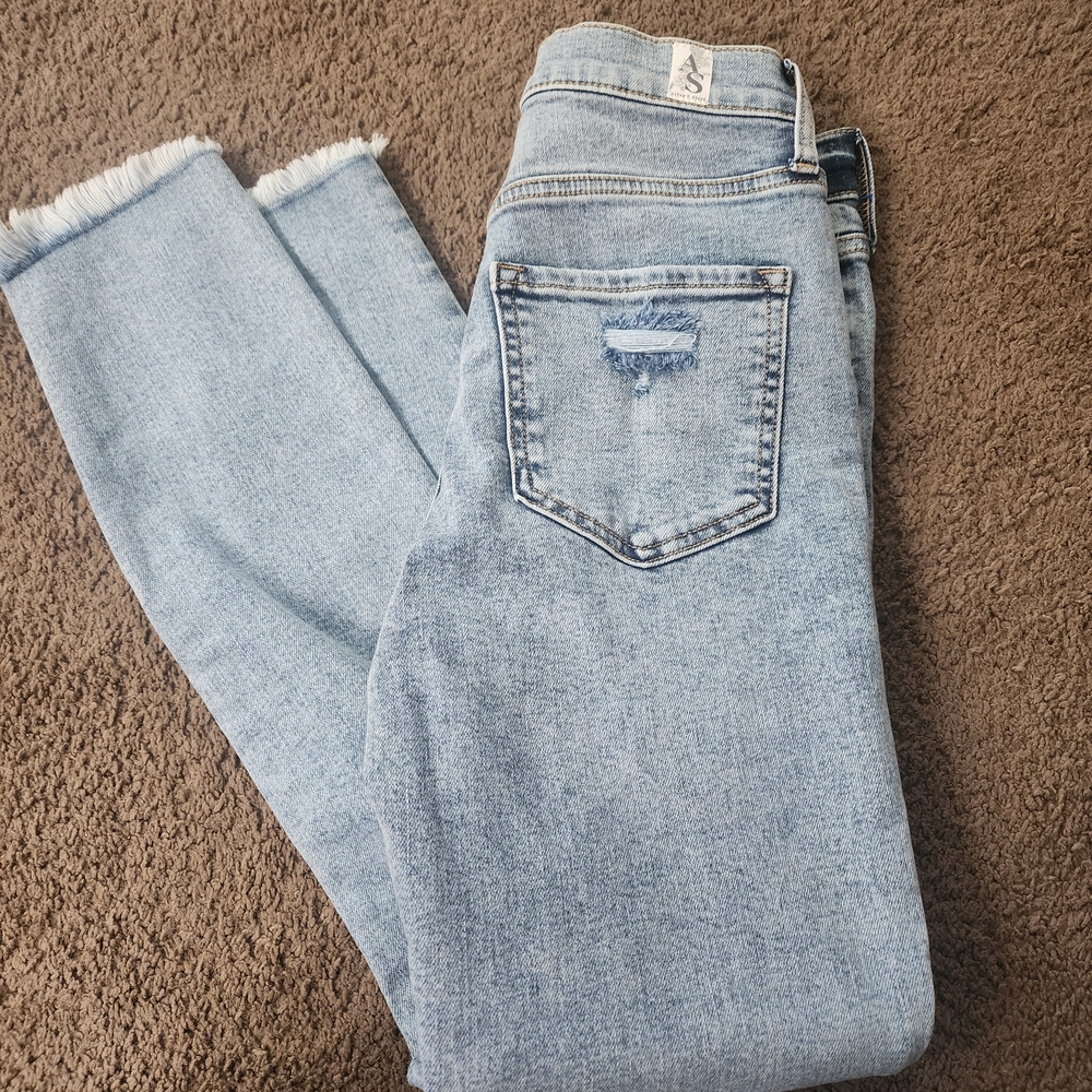 Altar'd State Light Wash Cropped Jeans